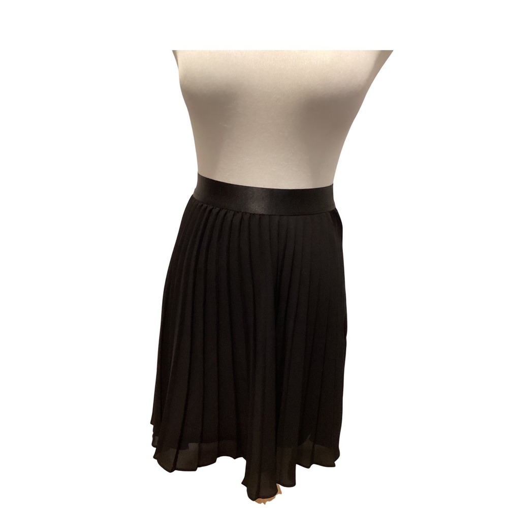 Express Black Pleated Mini Skirt Satin Waistband Chiffon Accordion L Large‎